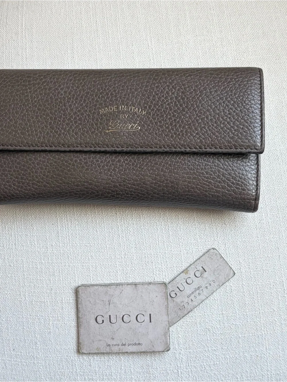 GUCCI brown/pink pebbled leather long wallet